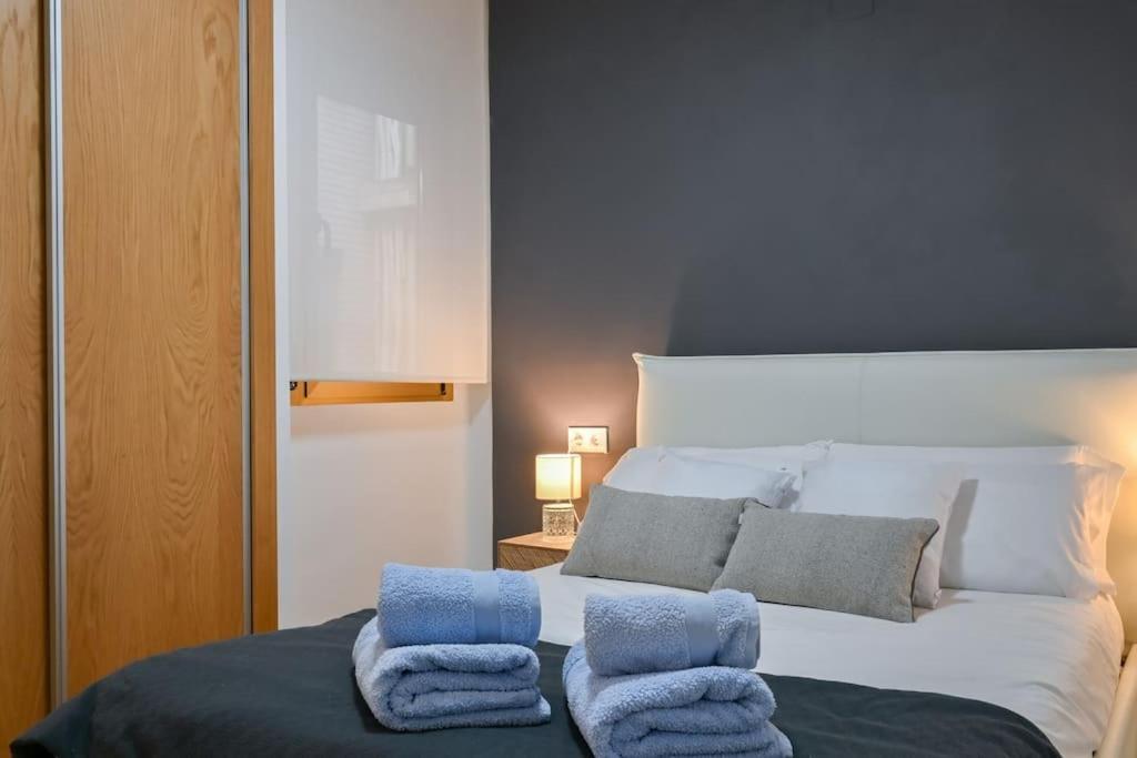 For You Rentals Apartamento Temporal Centrico De Dos Dormitorios Sil2 Madrid Exterior photo