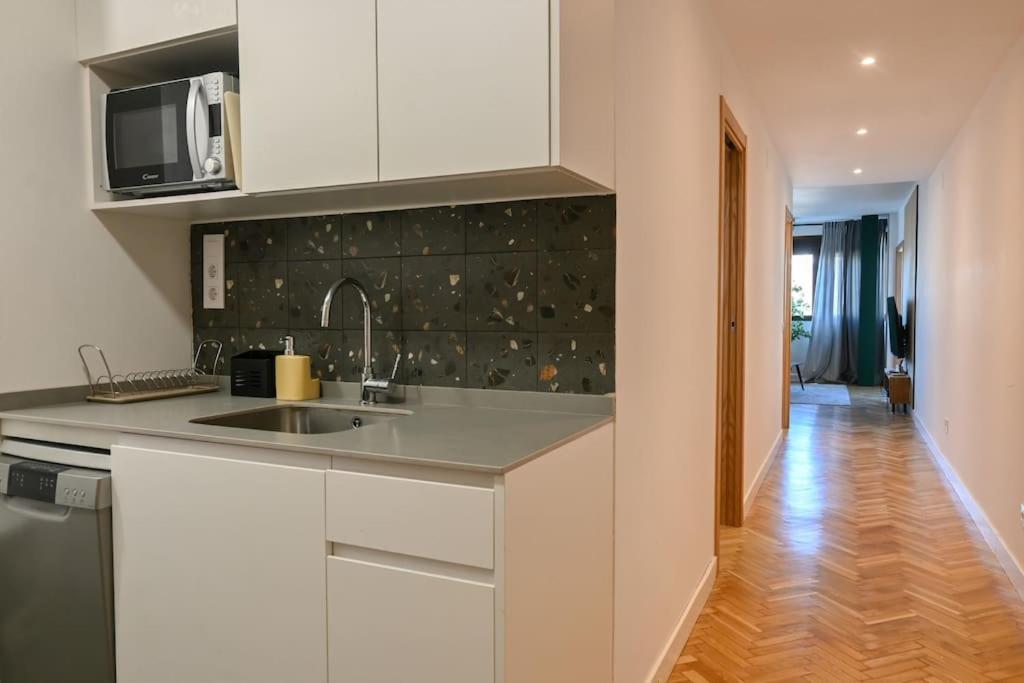 For You Rentals Apartamento Temporal Centrico De Dos Dormitorios Sil2 Madrid Exterior photo